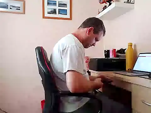 mrtickle1000 online show from 08-05-26, 10:51