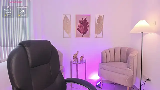 amelie jhons online show from 10-23-25, 07:56