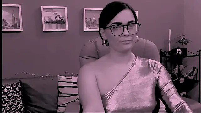 Snapshot of ChantalLion chatting on 11-30-25, 11:42 ChantalLion online show from 11-30-25, 11:42