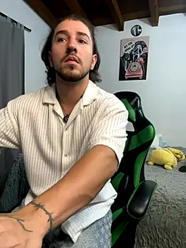 Valentino Xander online show from 11-29-25, 12:57