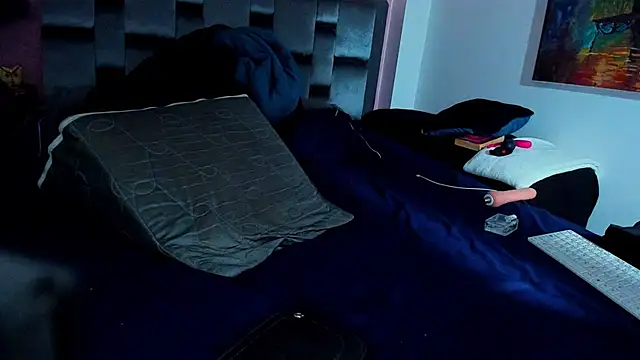 Piggy Eddy online show from 02-03-25, 04:04