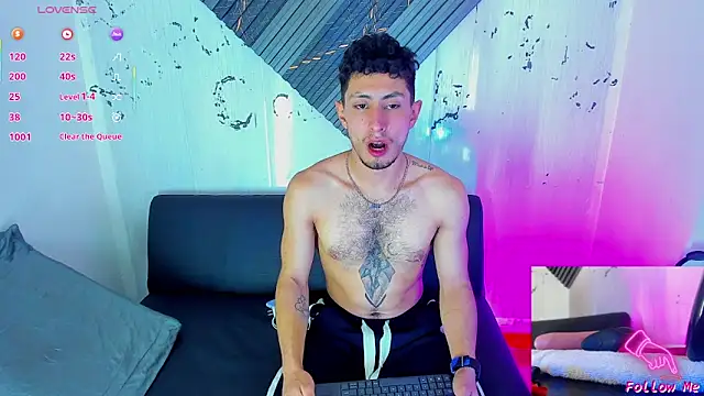 Piggy Eddy online show from 11-23-25, 12:21