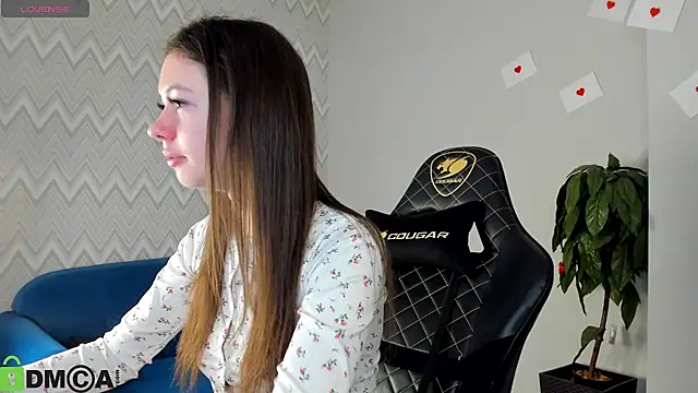 Nicole Charm online show from 02-24-26, 11:47