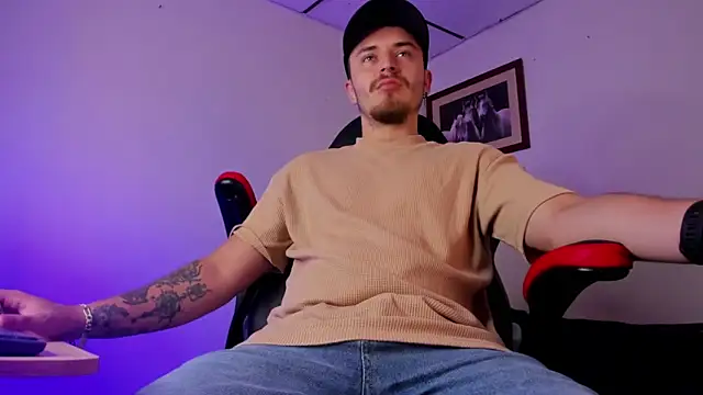 james connor2 online show from 01-11-25, 06:54