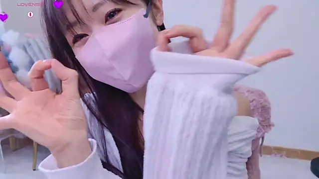 meg 0901 online show from 03-21-25, 04:28