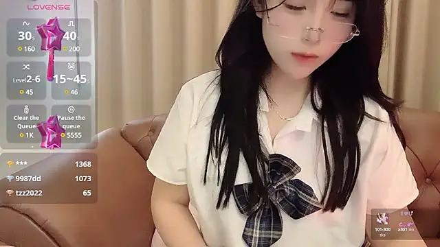 NickiBloom online show from 02-22-25, 08:18