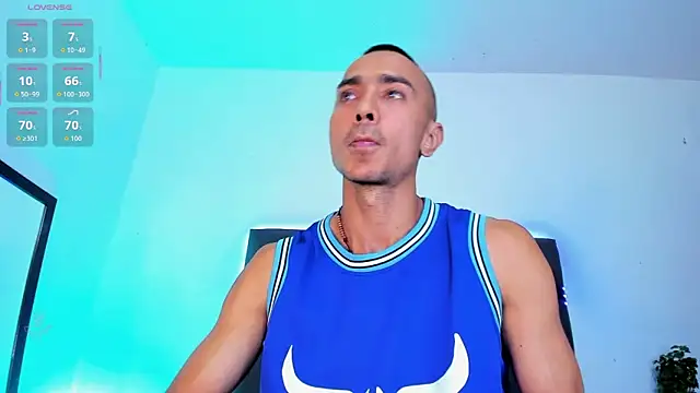 Snapshot of steven_hott8 chatting on 11-09-25, 03:38 steven hott8 online show from 11-09-25, 03:38