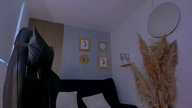 NatyFerrer  online show from 10-07-25, 10:56