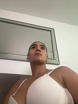NatyFerrer  online show from 07-07-26, 12:13