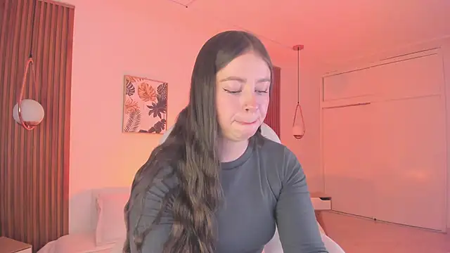 TiffanyWright online show from 09-18-25, 01:02