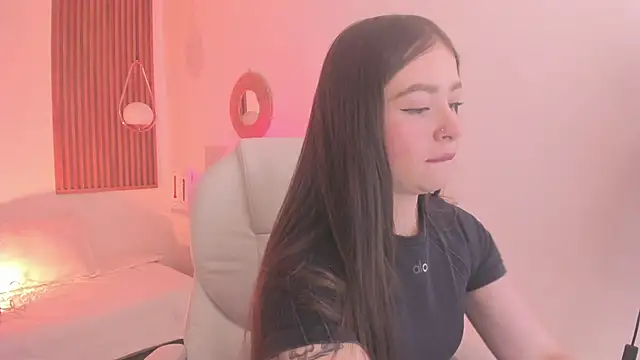 TiffanyWright online show from 09-23-25, 01:58