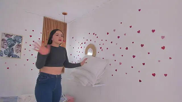 Snapshot of TiffanyWright chatting on 02-22-26, 01:31 TiffanyWright online show from 02-22-26, 01:31