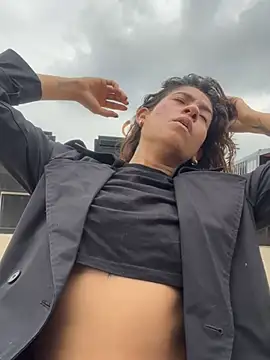 ValeriEvan online show from 03-13-25, 03:28