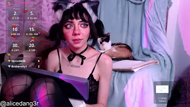 Alicedangerrr online show from 02-13-25, 07:24