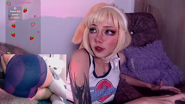 Alicedangerrr online show from 03-07-25, 04:02