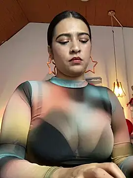 Snapshot of Cleopatracute_ chatting on 02-20-25, 02:57 Cleopatracute online show from 02-20-25, 02:57