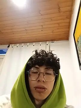 luck noor7 online show from 11-28-25, 10:23