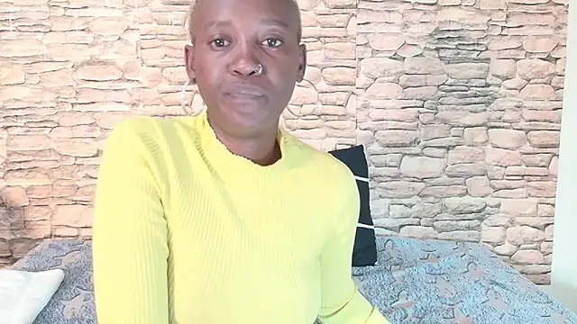 Snapshot of EbonyOlive69 chatting on 10-29-25, 05:47 EbonyOlive69 online show from 10-29-25, 05:47