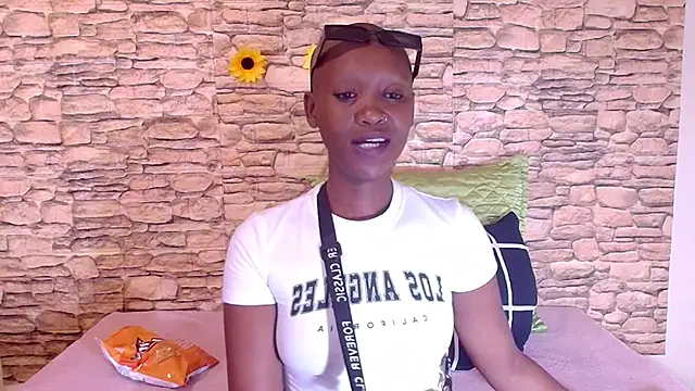 Snapshot of EbonyOlive69 chatting on 02-20-26, 05:13 EbonyOlive69 online show from 02-20-26, 05:13