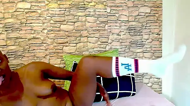 Snapshot of EbonyOlive69 chatting on 04-29-26, 05:17 EbonyOlive69 online show from 04-29-26, 05:17