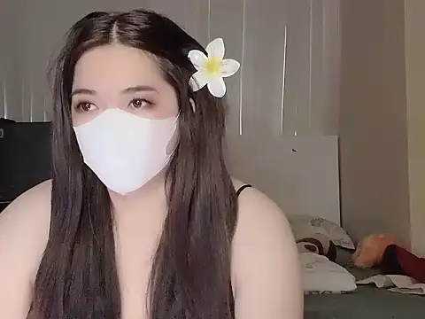 Snapshot of family196 chatting on 02-15-26, 10:25 family196 online show from 02-15-26, 10:25