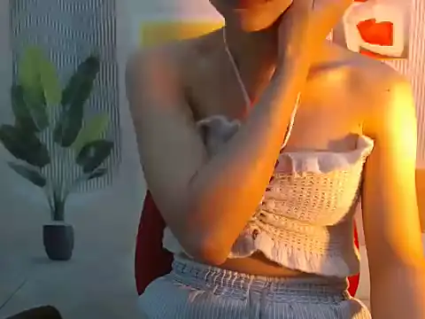 Snapshot of Jikey98 chatting on 12-20-25, 02:18 Jikey98 online show from 12-20-25, 02:18