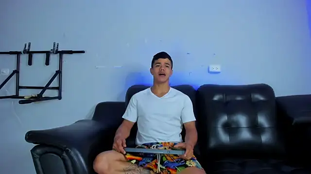 Rob saenz  online show from 01-22-25, 03:40