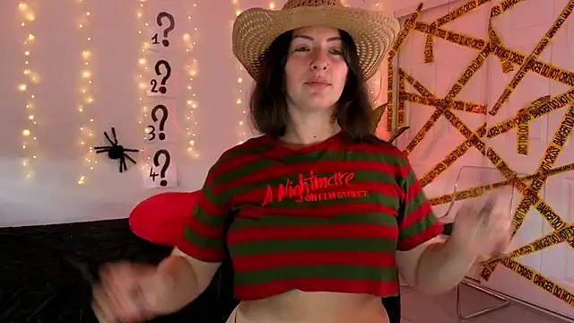 Sapphir3xoxo online show from 10-27-25, 09:41