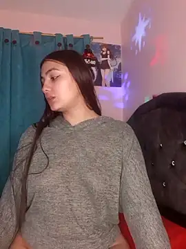 Nahiara velez online show from 12-13-24, 05:49