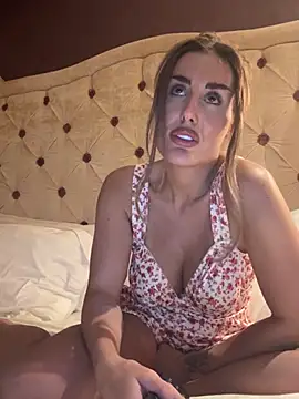 UKSYDNEYFOX online show from 03-17-25, 05:38