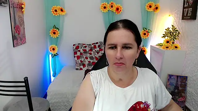 victoria jones online show from 02-10-25, 08:00