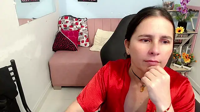 victoria jones online show from 10-22-25, 06:40