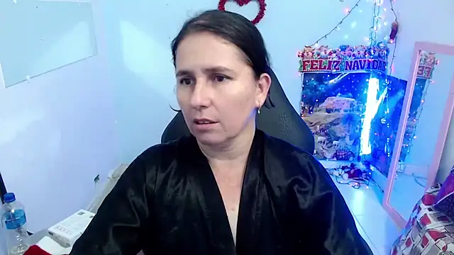 victoria jones online show from 12-16-25, 05:51