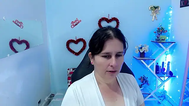 victoria jones online show from 01-07-26, 02:41