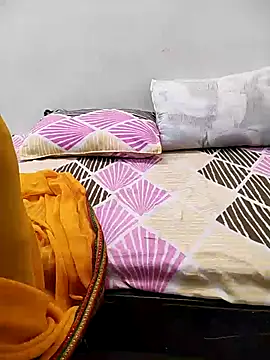 Snapshot of Diya_Chopra chatting on 03-10-25, 05:00 Diya Chopra online show from 03-10-25, 05:00