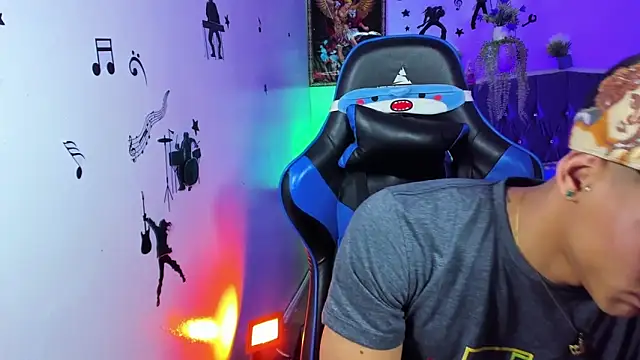 Damian latinxxx online show from 09-11-25, 03:06