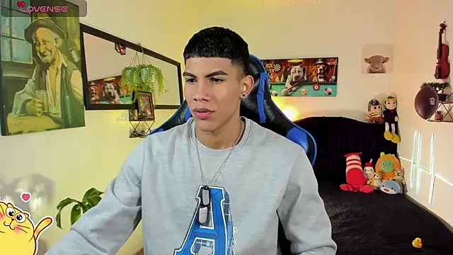 Damian latinxxx online show from 03-31-26, 03:19