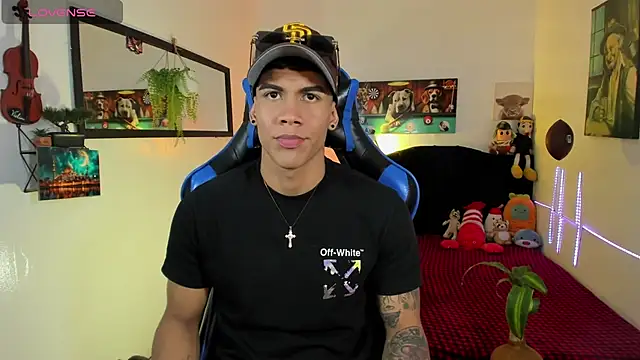 Damian latinxxx online show from 04-11-26, 01:32