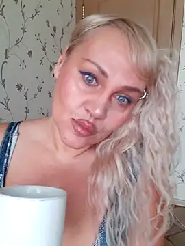 IsabellaBoni online show from 02-18-26, 07:37