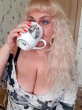 IsabellaBoni online show from 02-24-26, 07:28