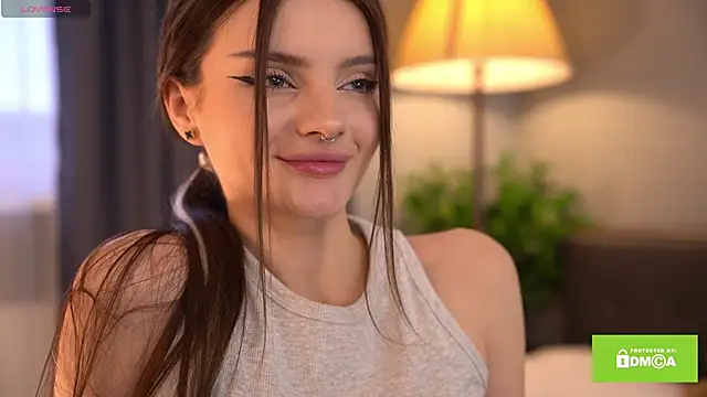 Snapshot of Bellacle chatting on 01-17-25, 10:22 Bellacle online show from 01-17-25, 10:22