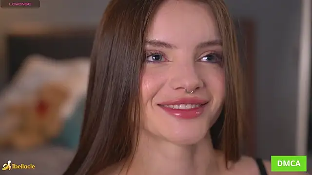 Snapshot of Bellacle chatting on 11-08-25, 07:41 Bellacle online show from 11-08-25, 07:41