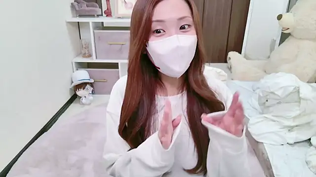 Snapshot of -SHINON- chatting on 12-06-24, 03:55 -SHINON- online show from 12-06-24, 03:55