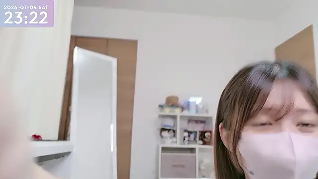 Snapshot of -SHINON- chatting on 07-04-26, 02:23 -SHINON- online show from 07-04-26, 02:23