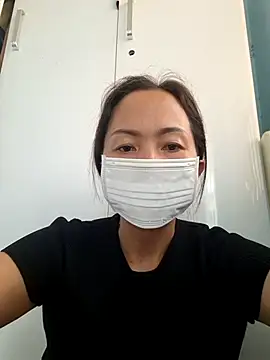 Snapshot of Baby-sexytits18 chatting on 03-14-25, 03:04 Baby-sexytits18 online show from 03-14-25, 03:04