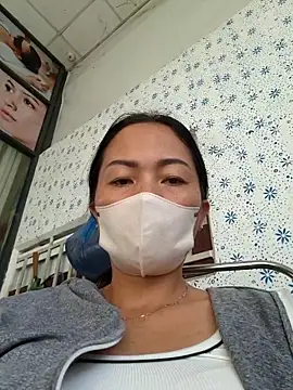 Snapshot of Baby-sexytits18 chatting on 09-11-25, 12:11 Baby-sexytits18 online show from 09-11-25, 12:11