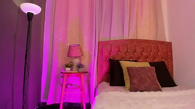 Zara dulce online show from 10-13-25, 01:00