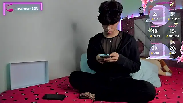 Snapshot of Santy_carrington chatting on 09-17-25, 05:31 Santy carrington online show from 09-17-25, 05:31