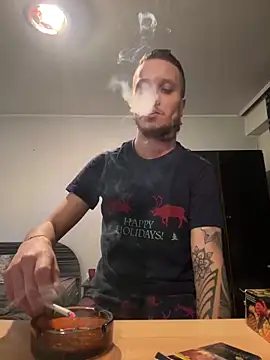 Snapshot of BWC69_69_69 chatting on 12-04-24, 09:02 BWC69 69 69 online show from 12-04-24, 09:02