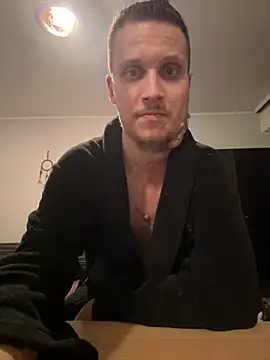 Snapshot of BWC69_69_69 chatting on 12-21-24, 10:51 BWC69 69 69 online show from 12-21-24, 10:51